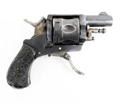 ARMES à FEU. Revolver 