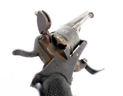 ARMES à FEU. Revolver à broche système Lefaucheux,...