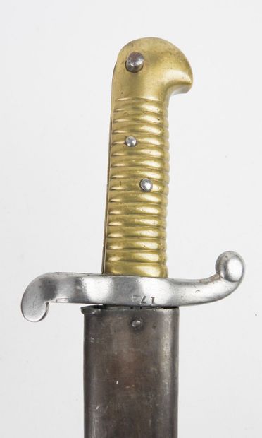 BAIONNETTES. Model 1842 saber-bayonet with...
