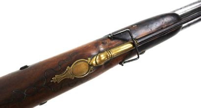 ARMES à FEU. Fusil de chasse à silex, monture...