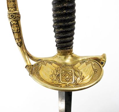 ARMES BLANCHES. Epée modèle 1816 d'officier...