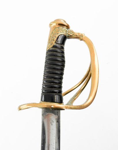 ARMES BLANCHES. Sabre d'officier d'artillerie,...