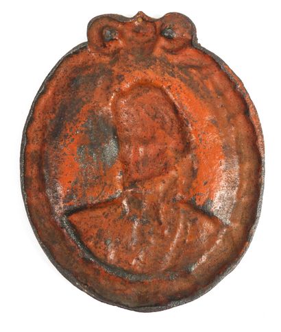 CURIOSITÉ. POLOGNE. Médaillon en fonte de...