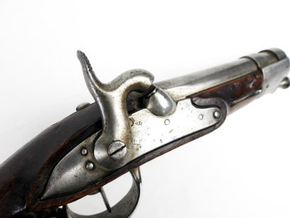 ARMES à FEU. Paire de pistolets de gendarmerie...