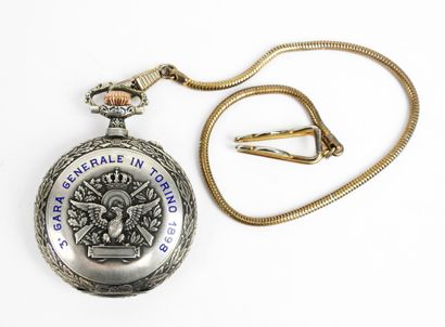 SOUVENIR. Montre gousset en argent , gravée...