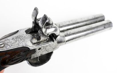 ARMES à FEU. Pistolet à coffre à percussion,...