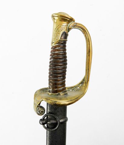 ARMES BLANCHES. Sabre d'officier supérieur...