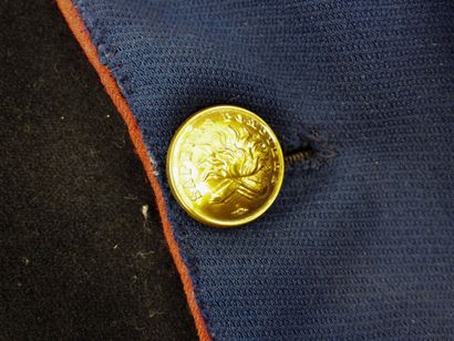 UNIFORMES. Habit à basques de pompier en...