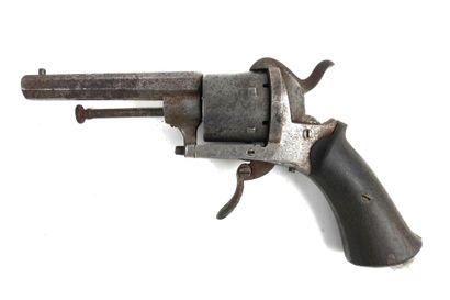 ARMES à FEU. BELGIQUE. Revolver à broche...