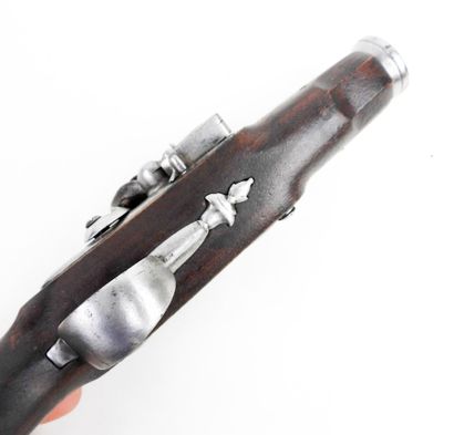 ARMES à FEU. Pistolet à silex à monture en...