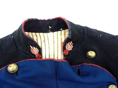 UNIFORMES. Habit à basques de pompier en...
