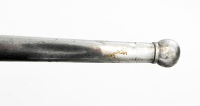 ARMES BLANCHES. Sabre d'officier du 6e régiment...