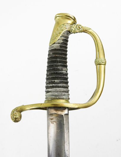 ARMES BLANCHES. Sabre modèle 1821 d'officier...
