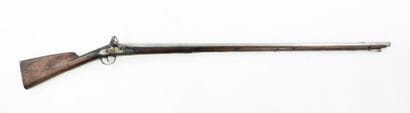 FIREARMS. Officer's flintlock rifle, walnut...