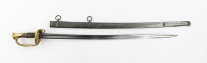 ARMES BLANCHES. Sabre d'officier supérieur...
