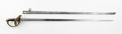 ARMES BLANCHES. Sabre d'officier de cavalerie...