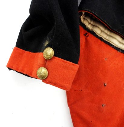 UNIFORMES. Habit à basques de pompier en...