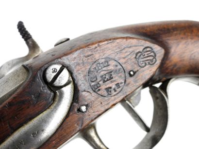 ARMES à FEU. Paire de pistolets de gendarmerie...
