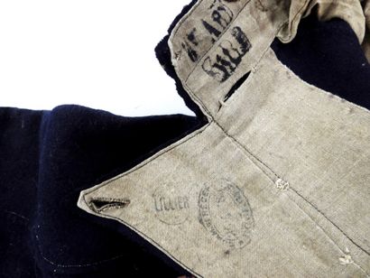 UNIFORMES. Horse artillery non-commissioned...