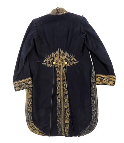 UNIFORMES. Habit brodé d'apparat d'ambassadeur...