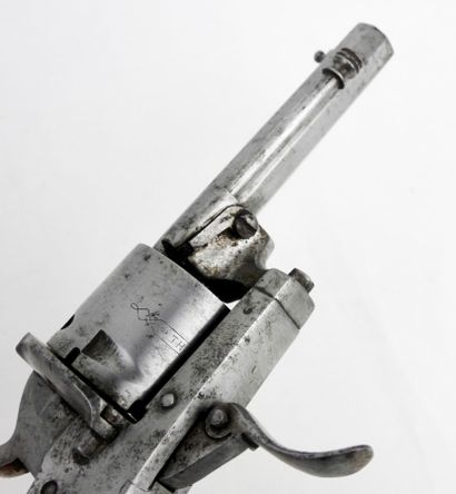 ARMES à FEU. BELGIQUE. Revolver à broche...