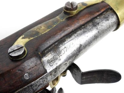 ARMES à FEU. Pistolet à silex de cavalerie...