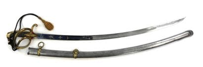 ARMES BLANCHES. Sabre d'officier de cavalerie...