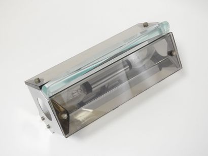 Piece from the 1970s
Two chrome-plated metal...
