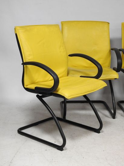 Piece from the 1980s
Set of 4 armchairs with...