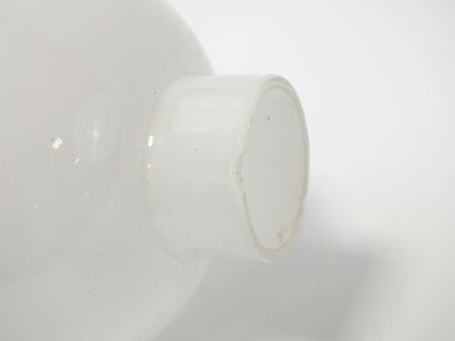 VENINI - Murano
Double-layered white and...
