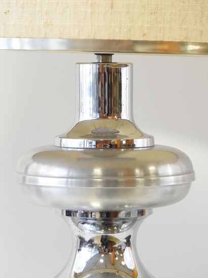 Piece from the 1970s
Baluster-shaped lamp...
