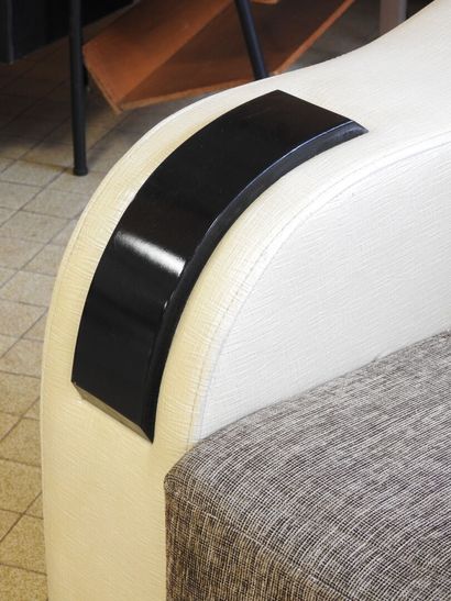 Modern Office Furniture
Large, comfortable...
