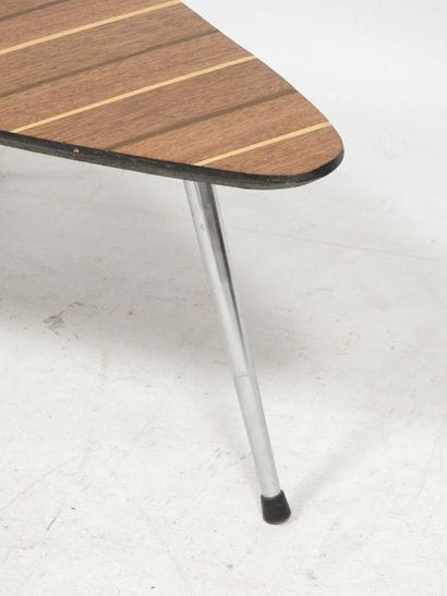 Travail moderne
Table basse tripode plateau...