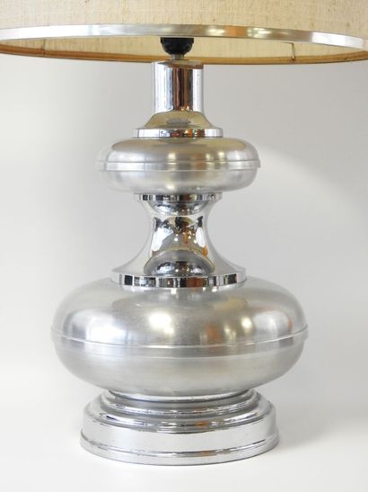 Piece from the 1970s
Baluster-shaped lamp...