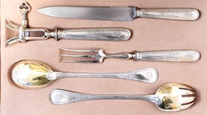 PUYFORCAT
Coffret 5 pièces en argent poinçon...