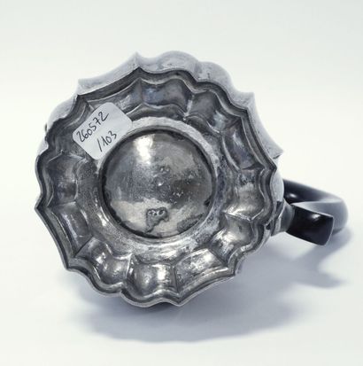 Italie - Attribué à
Cafetière en argent,...