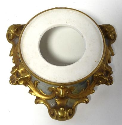 Tressemanes & Vogt - Limoges
Cache pot et...