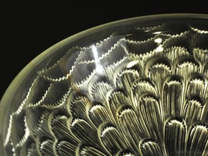 R.LALIQUE - France
Coupe en verre moulé,...