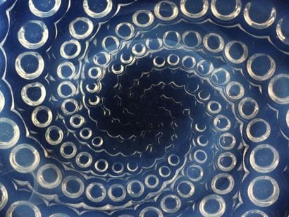 R. LALIQUE - France
Paire de plats de forme...