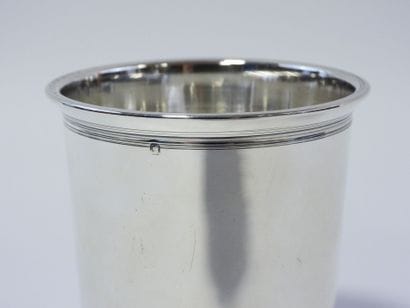 Timbale à col évasé en argent poinçon minerve.
H....