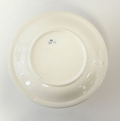 Harry ELIOTT (1882-1959)
Assiette circulaire...