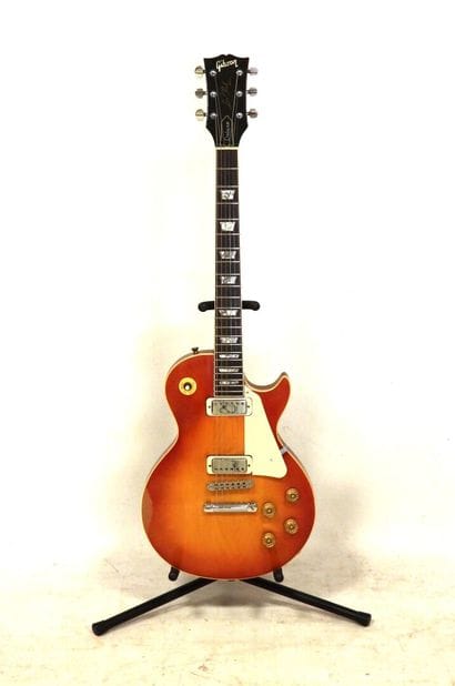 GIBSON
Guitare électrique solid body modèle...
