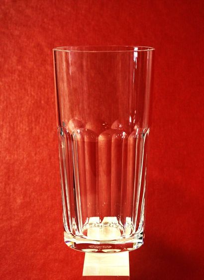 BACCARAT
Suite de 6 gobelets à eau en cristal...