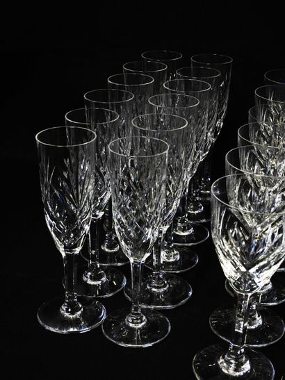 SAINT LOUIS
Partie de service de verres en...