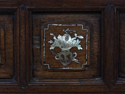 INDOCHINE 
Buffet de forme rectangulaire...