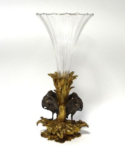 Travail XIXeme
Vase cornet pouvant former...
