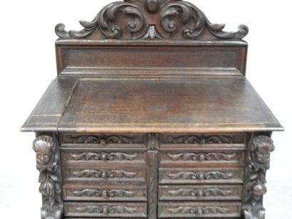 Médailler ou meuble de collectionneur de...