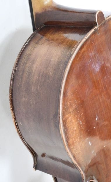 MIRECOURT
Violoncelle français fabriqué vers...