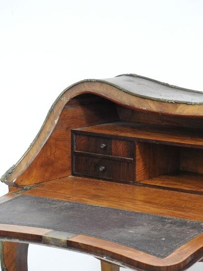 Bureau de dame en pente en marqueterie de...