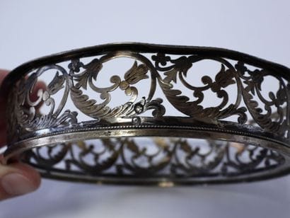Paire de dessous de carafe en argent poinçon...
